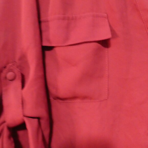 TORRID - Harper | size 2 | Chic Burgundy Blouse | Roll-Up Sleeves | Pockets - Picture 6 of 16